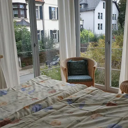 Am Roemischen Haus *